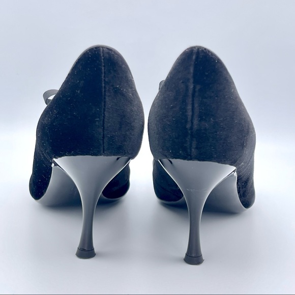 SALVATORE FERRAGAMO 🖤 Black Velvet Bardwill Bow Mary Jane Pumps | US 7 - Picture 11 of 15